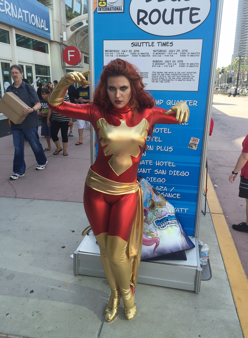 Phoenix readies up a telekentic ass-whooping. image Credit: Evan Narcisse